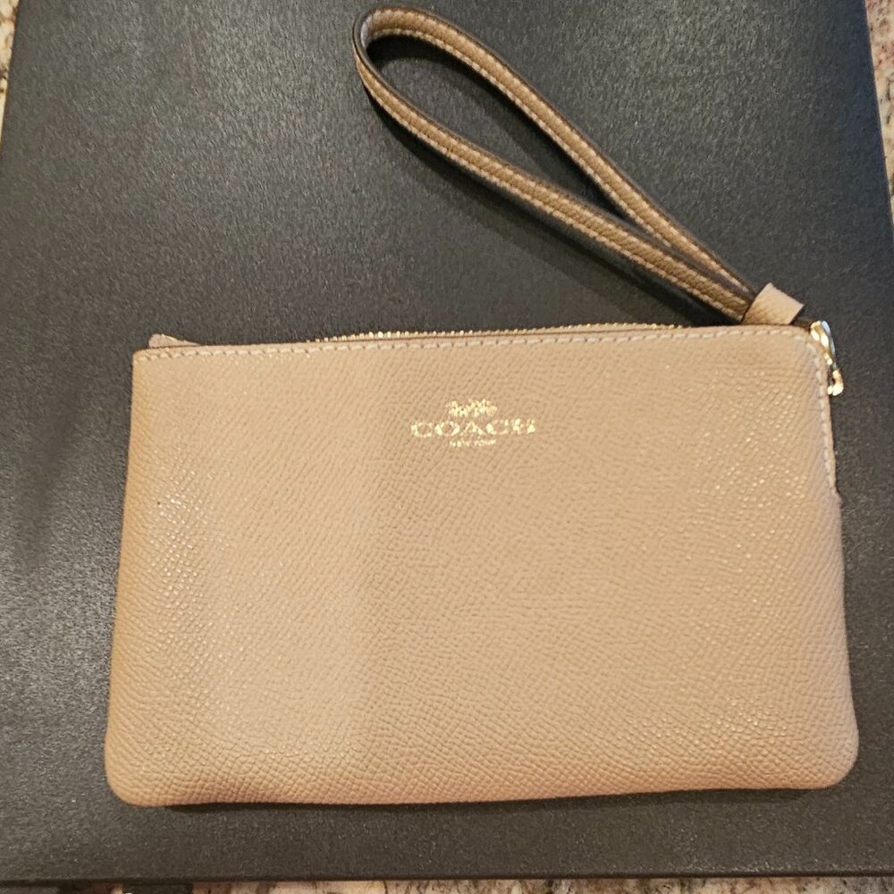 Coach Wristlet Corner Zip
